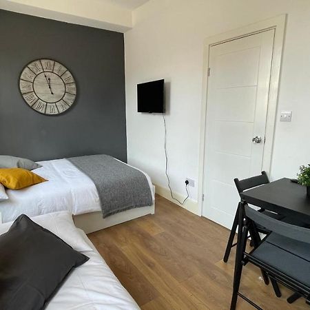 Lovely Studio Flat In The Heart Of Holloway. Londyn Zewnętrze zdjęcie