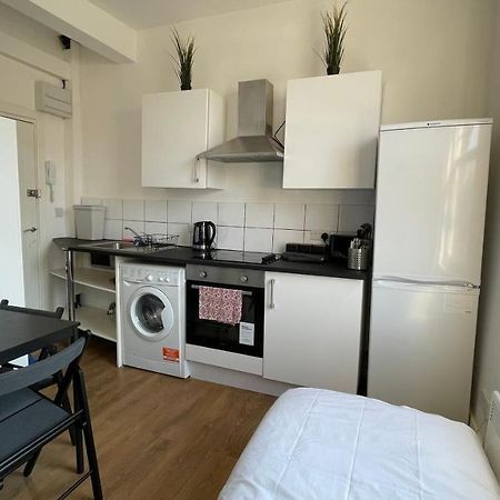 Lovely Studio Flat In The Heart Of Holloway. Londyn Zewnętrze zdjęcie