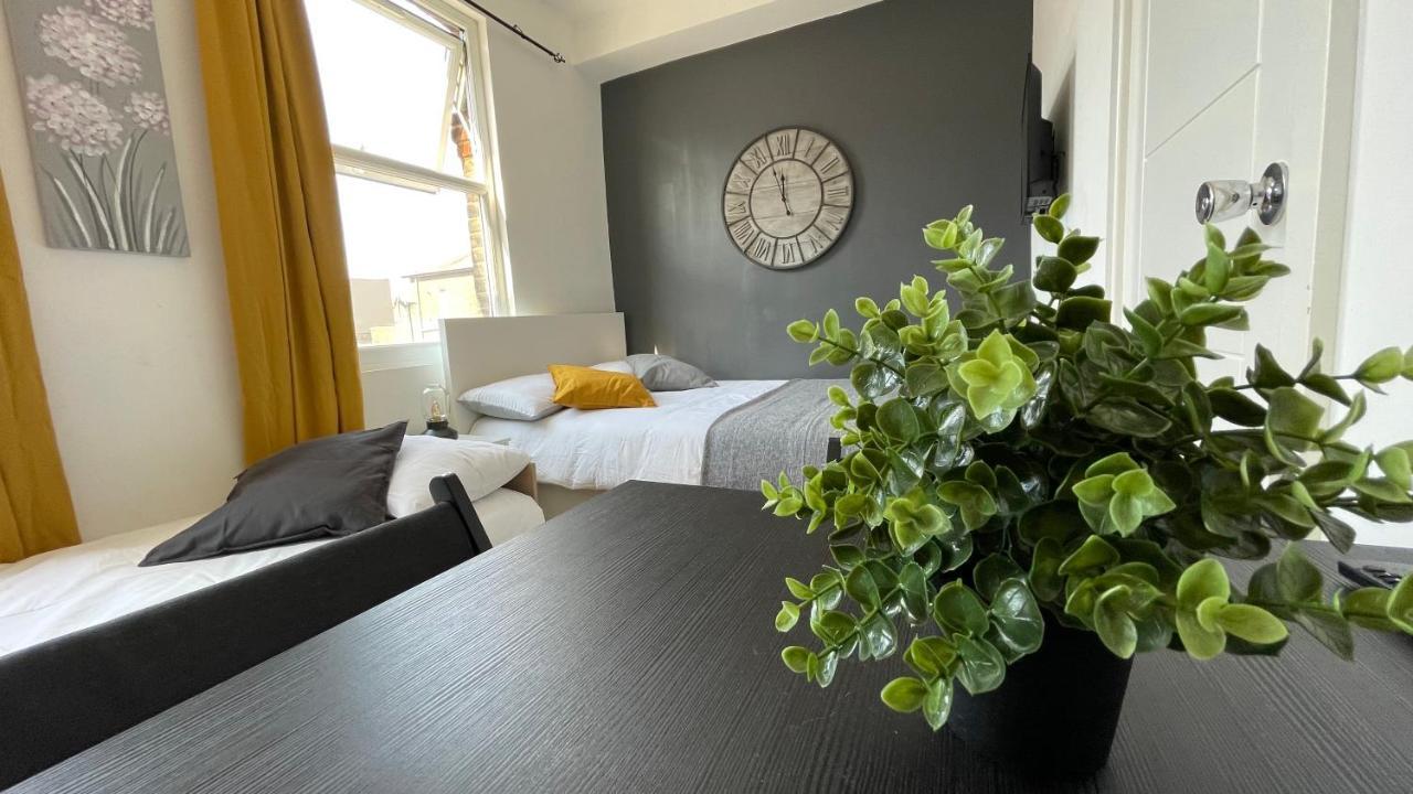 Lovely Studio Flat In The Heart Of Holloway. Londyn Zewnętrze zdjęcie