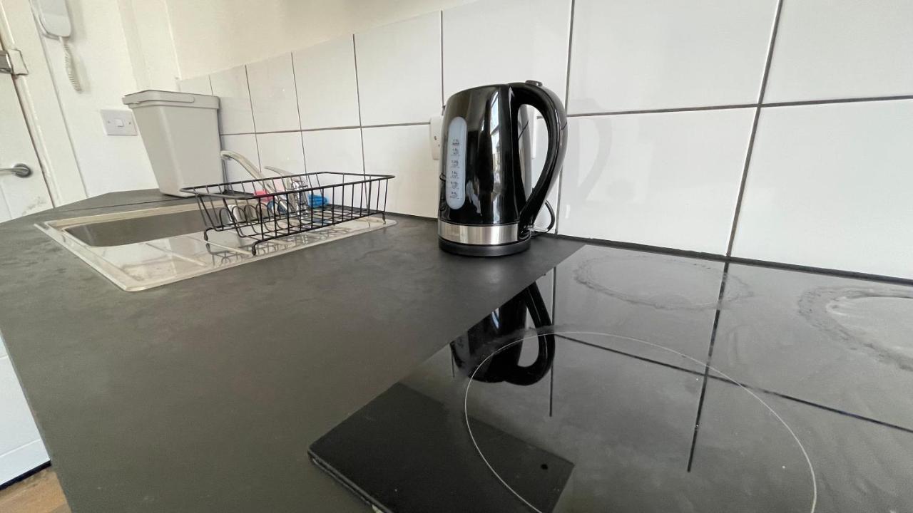 Lovely Studio Flat In The Heart Of Holloway. Londyn Zewnętrze zdjęcie